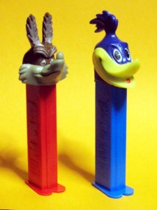 PEZ / Looney Tunes / Wile.E.Coyote and Road Runner ('80)