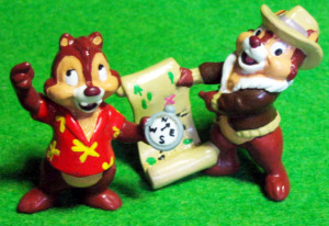 PVC figurine/ Chip 'n Dale Rescue Rangers / Dale with Compus, Chip with map / by applause (1989)