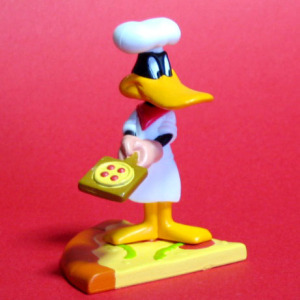 Daffy Duck / LOONEY TUNES Keychain Figure Pizza collection 