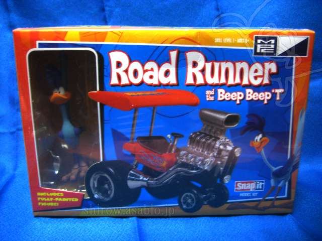 Plastic Model / Road Runner and Beep Beep T. / by MPC 