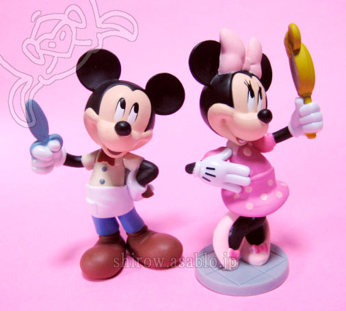 Disney Store Figurine PlaySet / Minnie / Mickey Mouse and Minnie Mouse