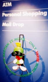 Marvin the Martian in the Third Dimension  (Warner Bros Studio Store - NY)